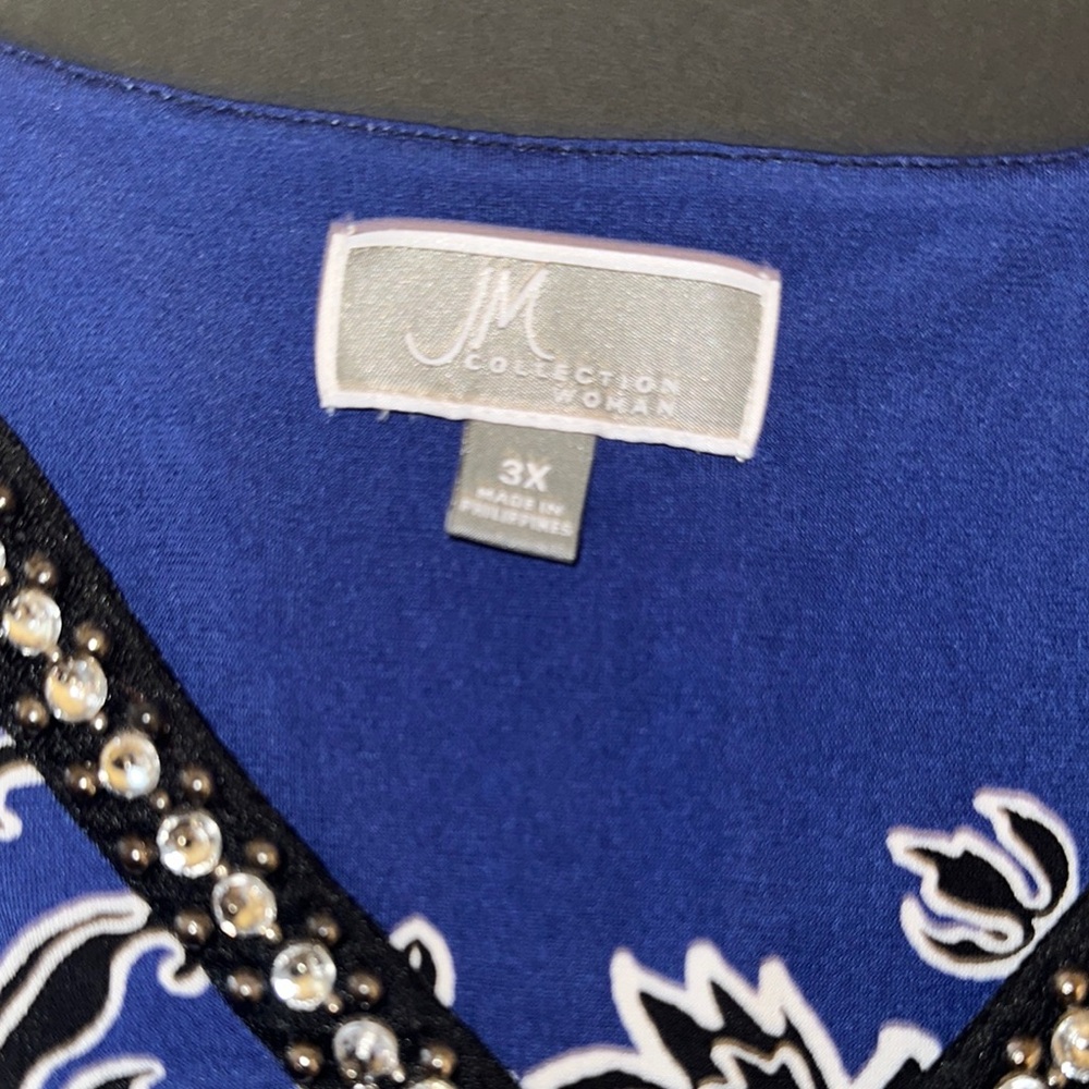 Blue and Black studded Patterned Women's Tunic - Picture 3 of 6